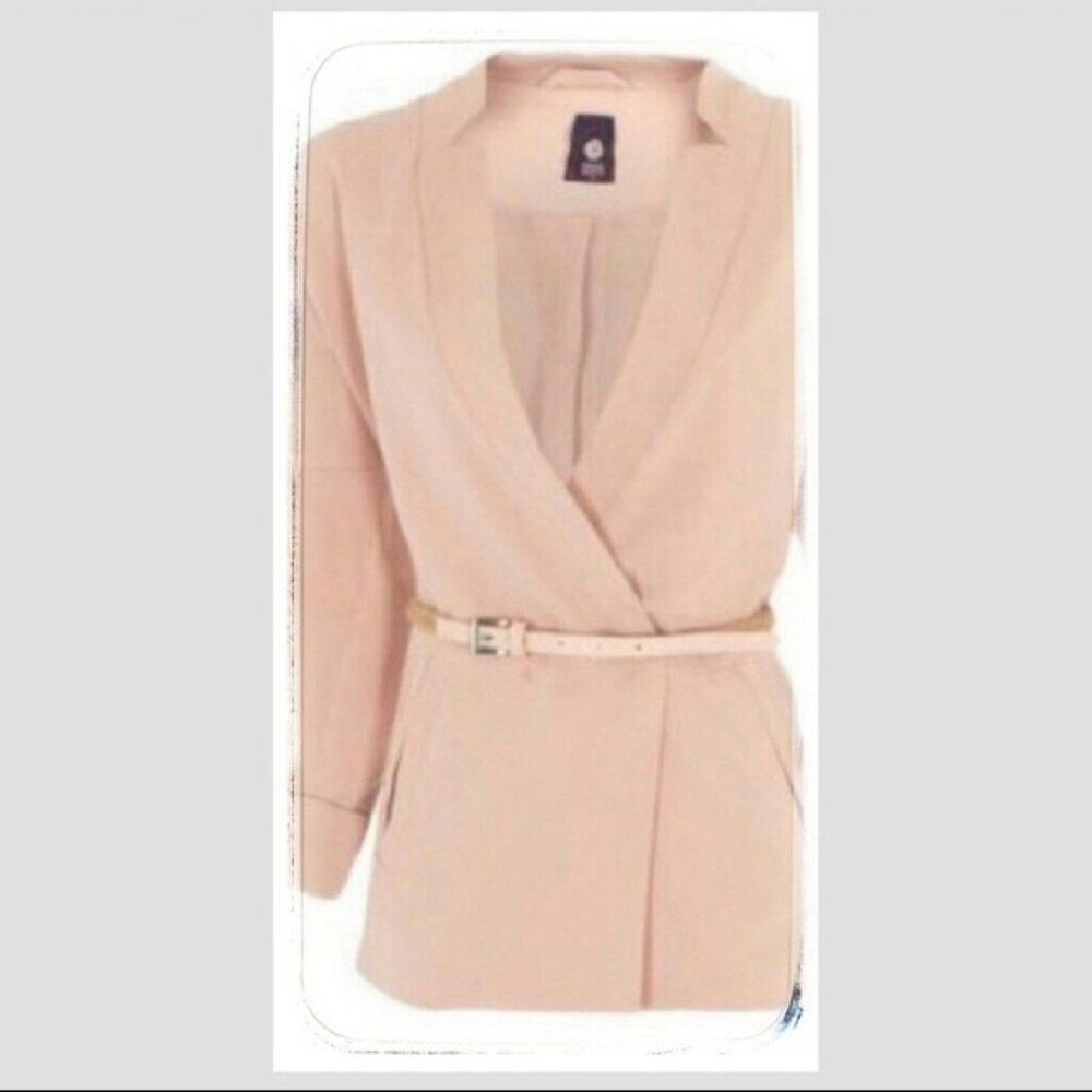 NWOT‎ Mischa Barton pink blazer size medium